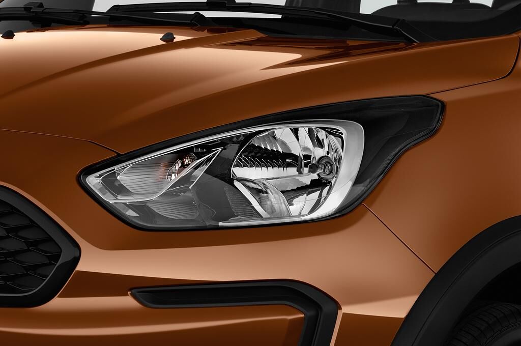 Ford KA+ (Baujahr 2019) Active 5 Türen Scheinwerfer