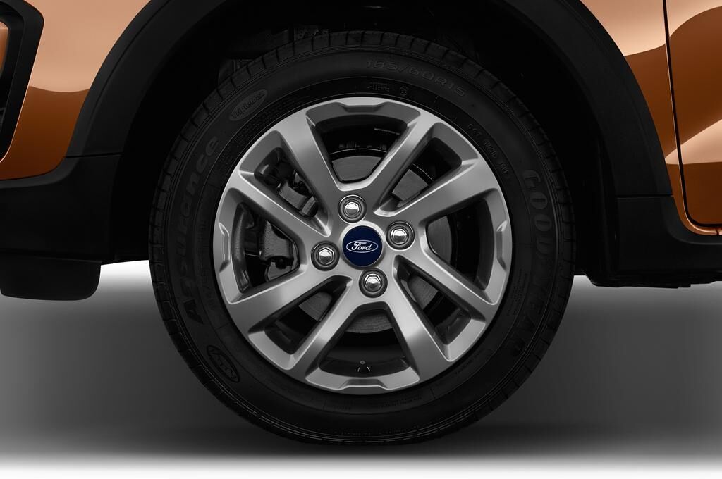 Ford KA+ (Baujahr 2019) Active 5 Türen Reifen und Felge