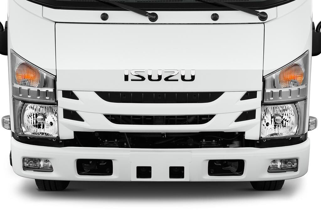 Isuzu N-Serie (Baujahr 2019) - 2 Türen Kühlergrill und Scheinwerfer