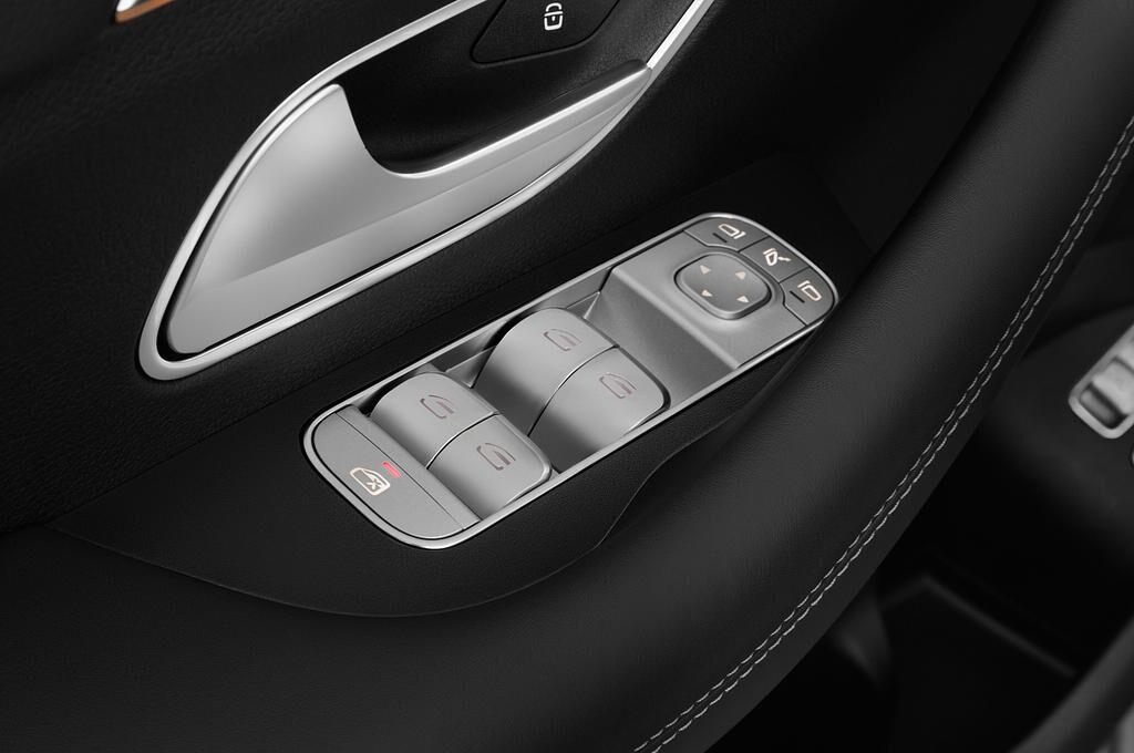 Mercedes GLE (Baujahr 2020) - 5 Türen Bedienungselemente Tür
