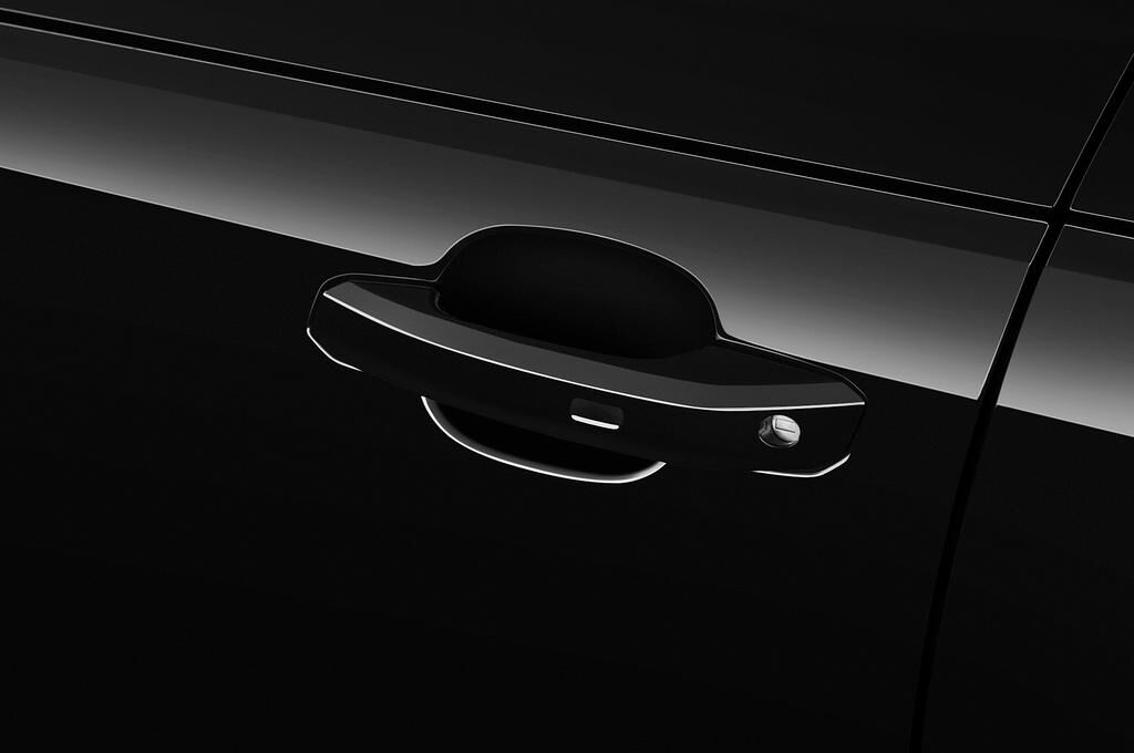 Audi A4 Avant (Baujahr 2019) Design 5 Türen Türgriff