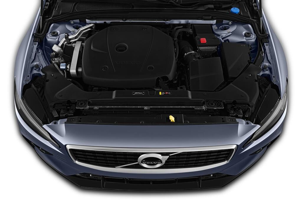 Volvo S60 (Baujahr 2019) R-Design 4 Türen Motor