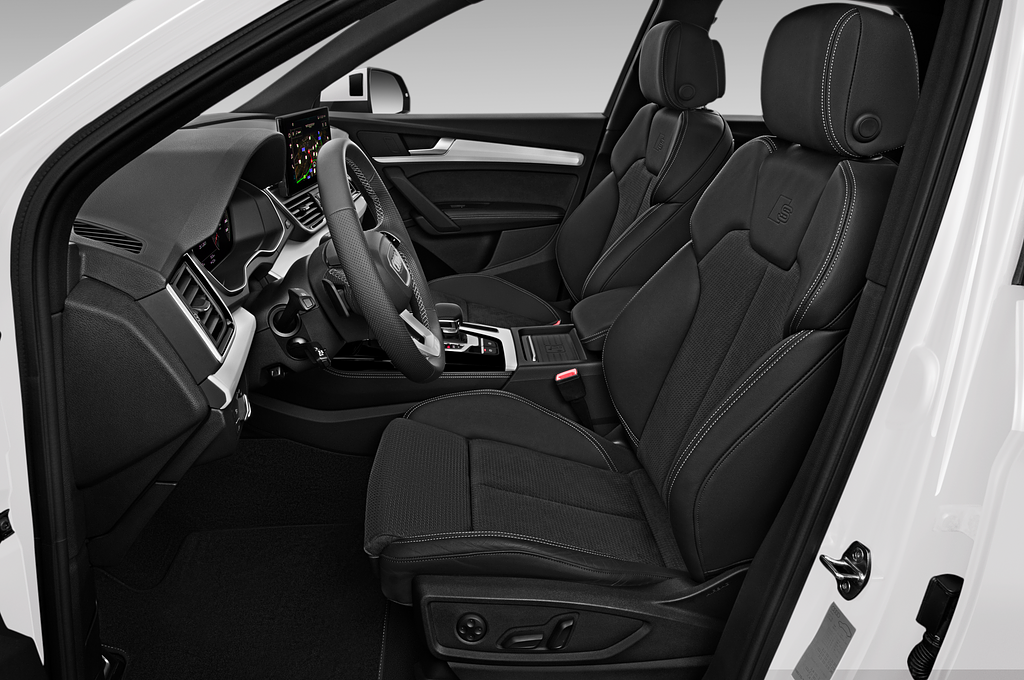 Audi Q5 (Baujahr 2022) S line 5 Türen Vordersitze