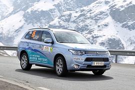 Mitsubishi Plug-in Hybrid Outlander im Motorsport