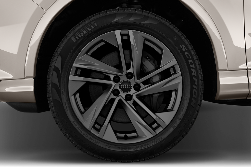 Audi Q7 (Baujahr 2020) - 5 Türen Reifen und Felge