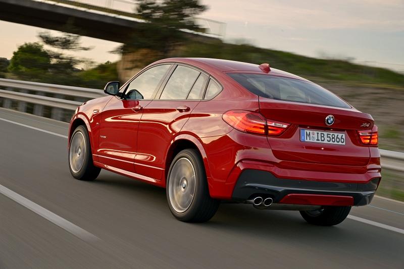 Den Einstieg in die Welt des X4 bezahlen Kunden mit 46.100 Euro für den xDrive20i.