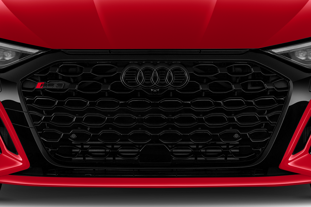 Audi RS 3 (Baujahr 2022) Base 4 Türen Kühlergrill und Scheinwerfer