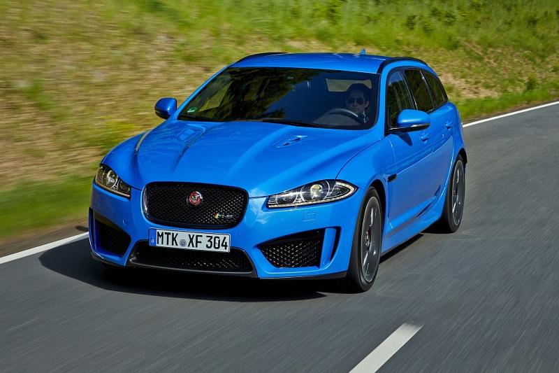 Der Jaguar XFR-S Sportbrake punktet beim Design