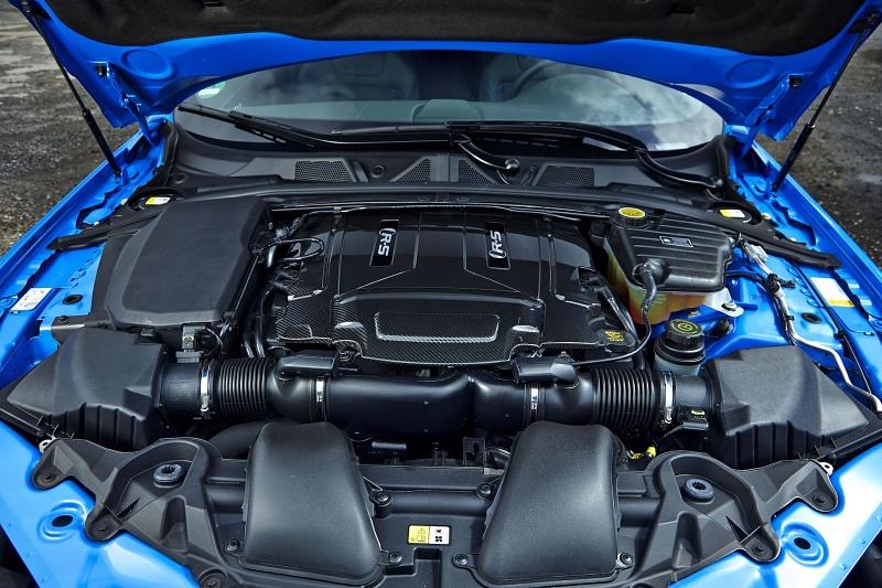 Der bekannte V8-Kompressor-Motor wuchtet 550 PS auf die Kurbelwelle