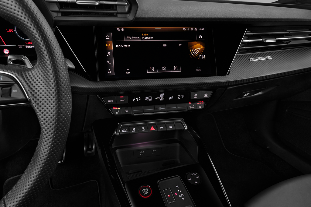 Audi RS3 Sportback (Baujahr 2022) RS3 5 Türen Radio und Infotainmentsystem