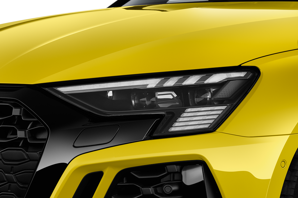 Audi RS3 Sportback (Baujahr 2022) RS3 5 Türen Scheinwerfer