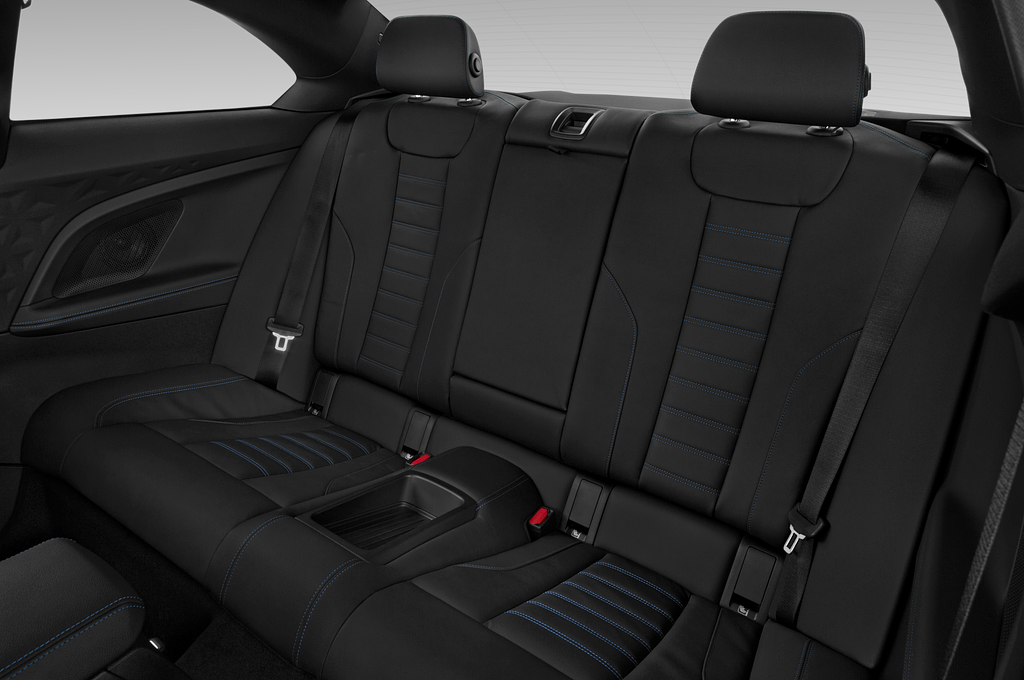 BMW 2 Series (Baujahr 2022) M240i 2 Türen Rücksitze