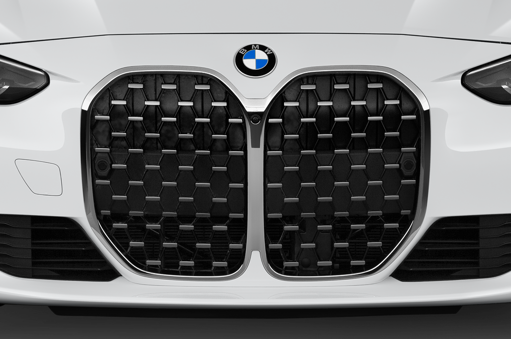 BMW 4 Series (Baujahr 2021) - 2 Türen Kühlergrill und Scheinwerfer