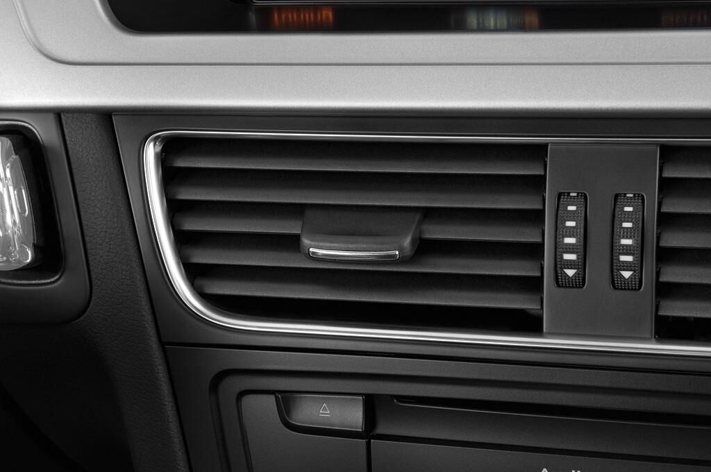 Audi S4 (Baujahr 2010) - 4 Türen Lüftung