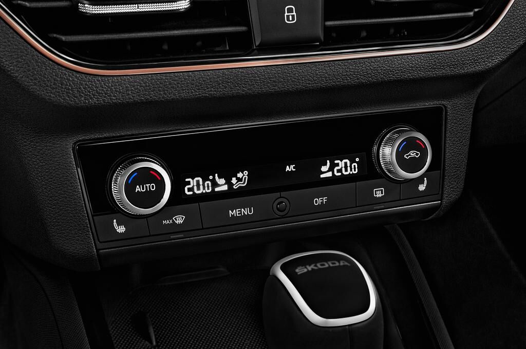 Skoda Kamiq (Baujahr 2020) Style 5 Türen Temperatur und Klimaanlage