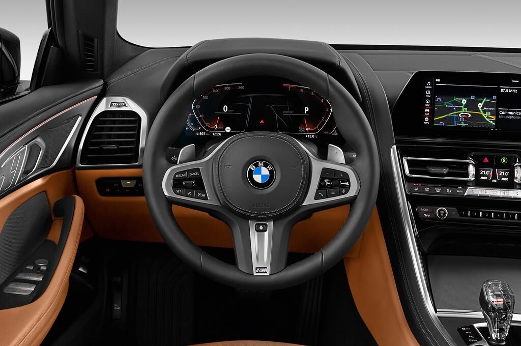 BMW 8 Series Gran Coupe (Baujahr 2019) Basis 4 Türen Lenkrad