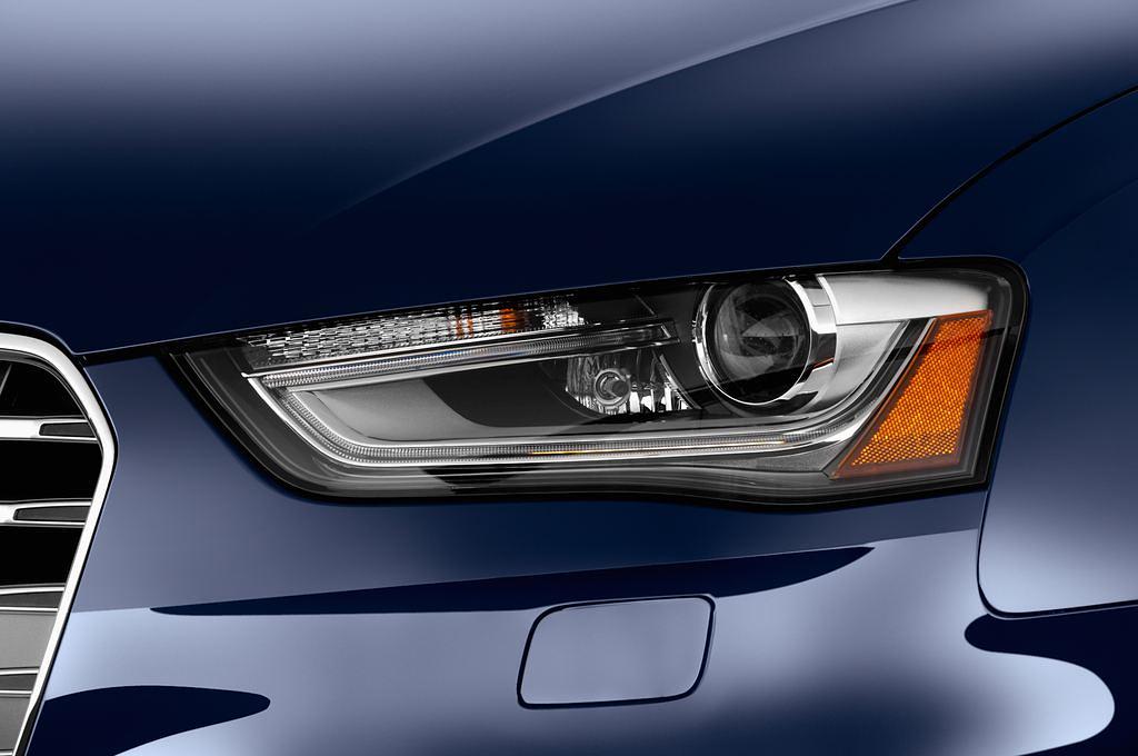 Audi S4 (Baujahr 2013) - 4 Türen Scheinwerfer