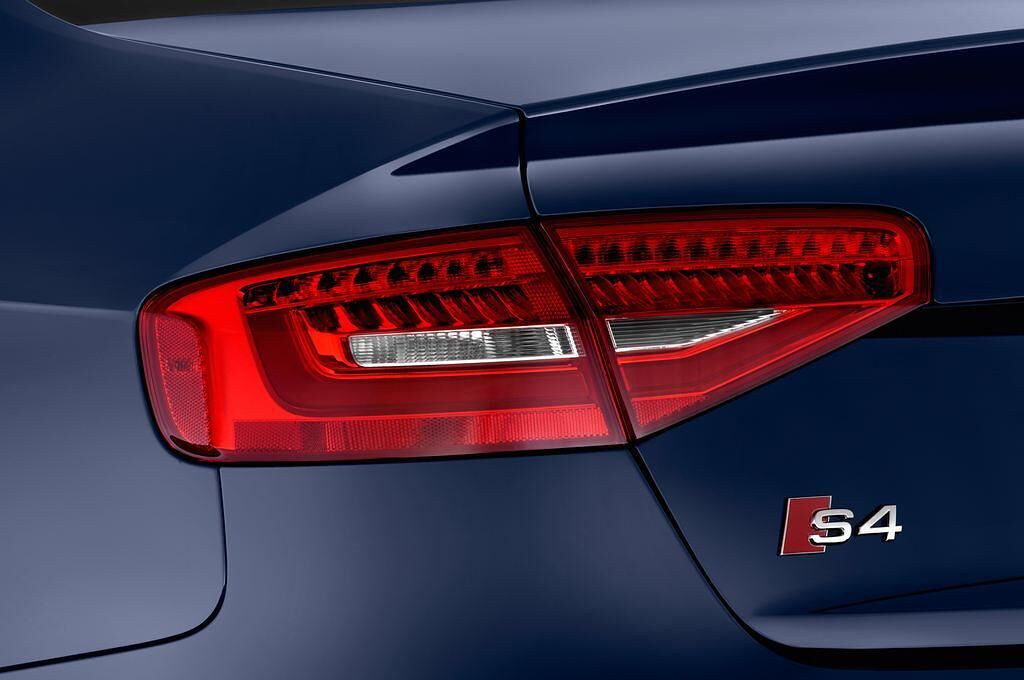Audi S4 (Baujahr 2013) - 4 Türen Rücklicht