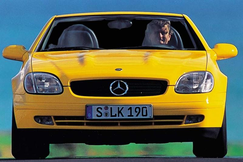 Der Mercedes-Benz SLK 230 Kompressor ist 193 PS stark.