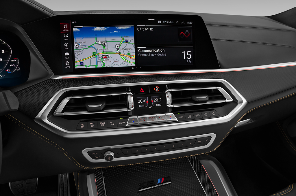 BMW X6 M (Baujahr 2020) Competition 5 Türen Mittelkonsole