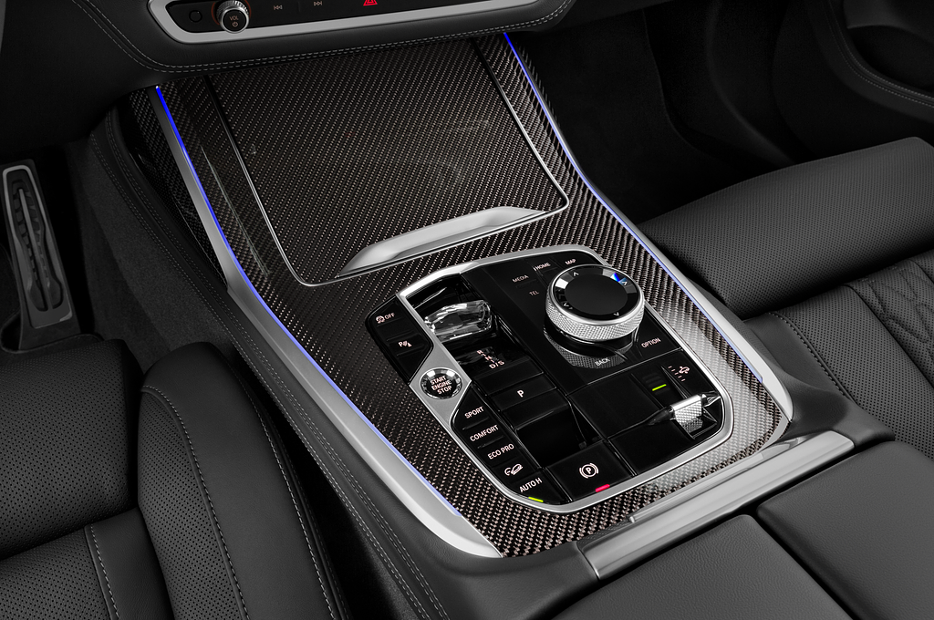 BMW X7 (Baujahr 2023) M Sportpaket 5 Türen Schalthebel