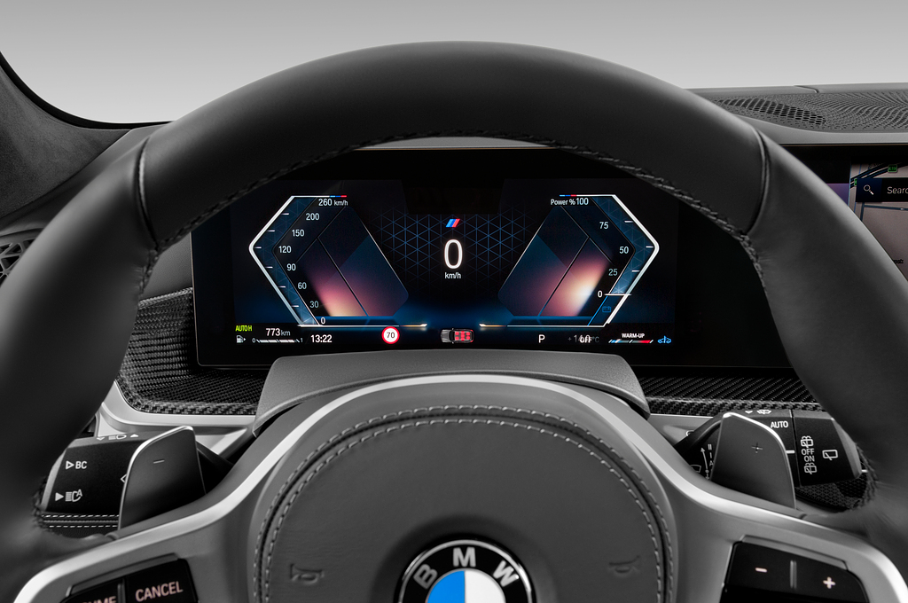 BMW X7 (Baujahr 2023) M Sportpaket 5 Türen Tacho und Fahrerinstrumente