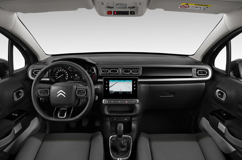 Citroen C3 (Baujahr 2020) Shine 5 Türen Cockpit und Innenraum