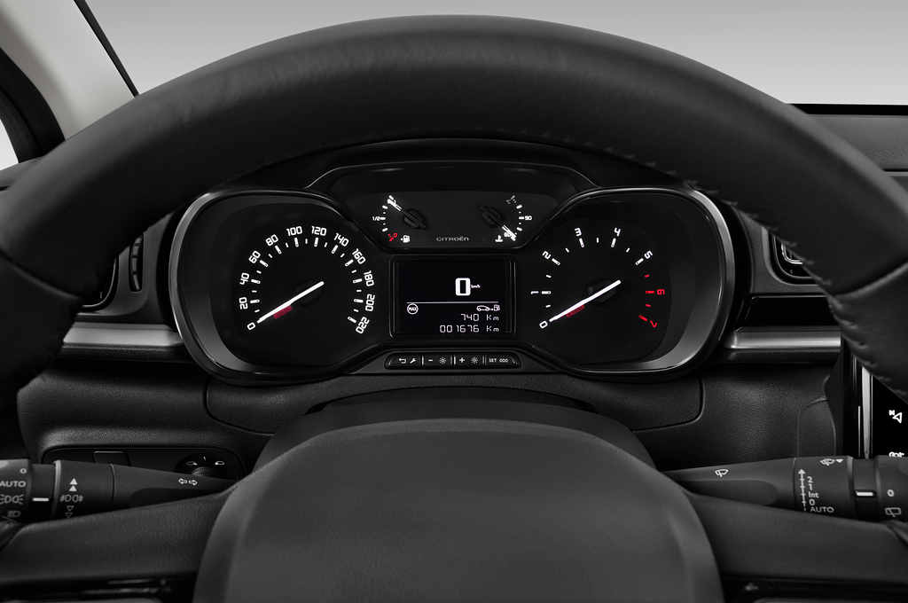 Citroen C3 (Baujahr 2020) Shine 5 Türen Tacho und Fahrerinstrumente