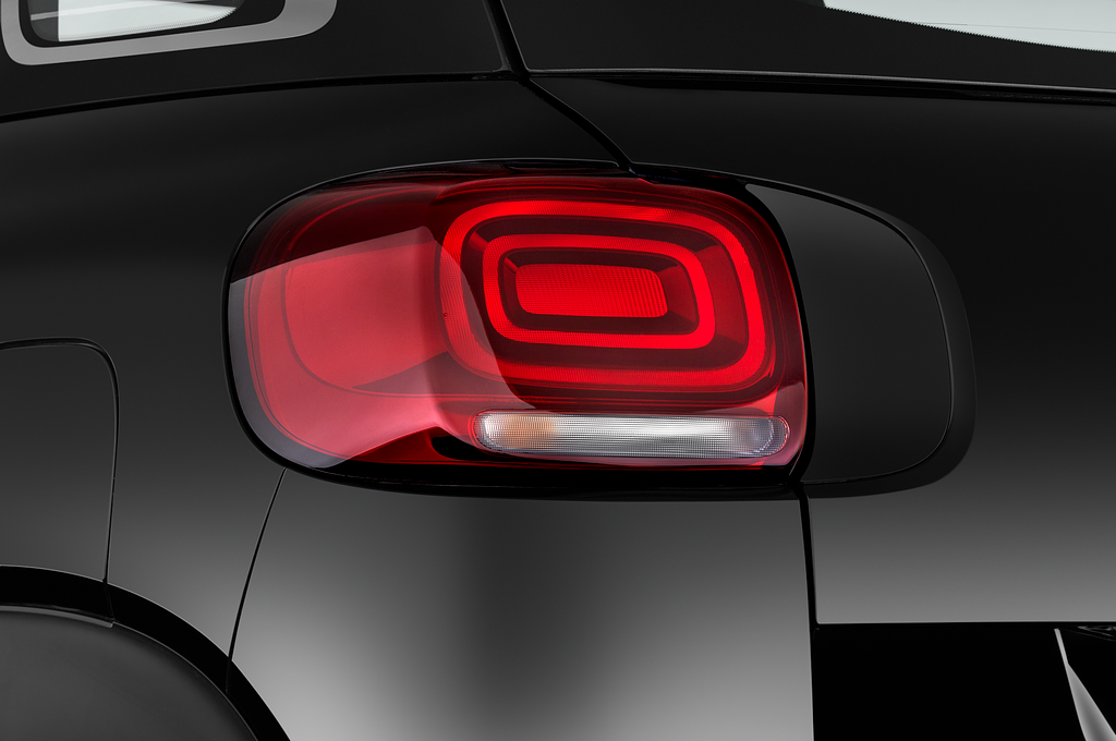 Citroen C3 Aircross (Baujahr 2022) Shine 5 Türen Rücklicht