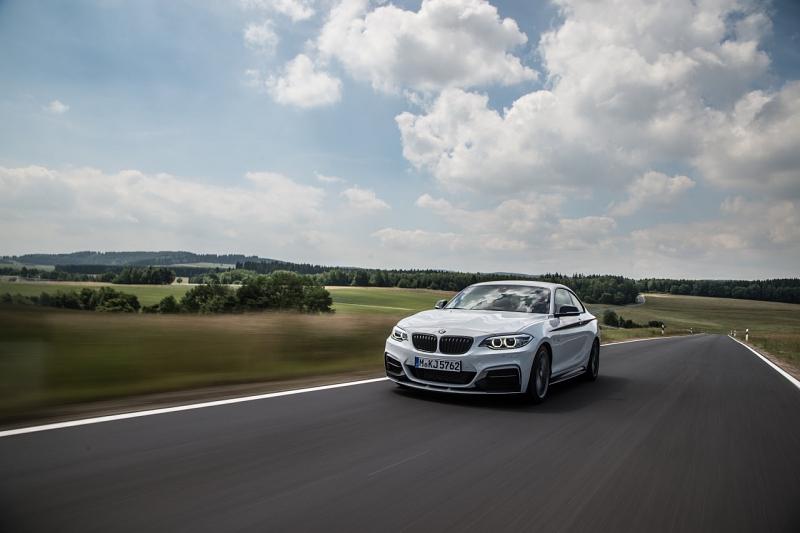 BMW M 235i Performance