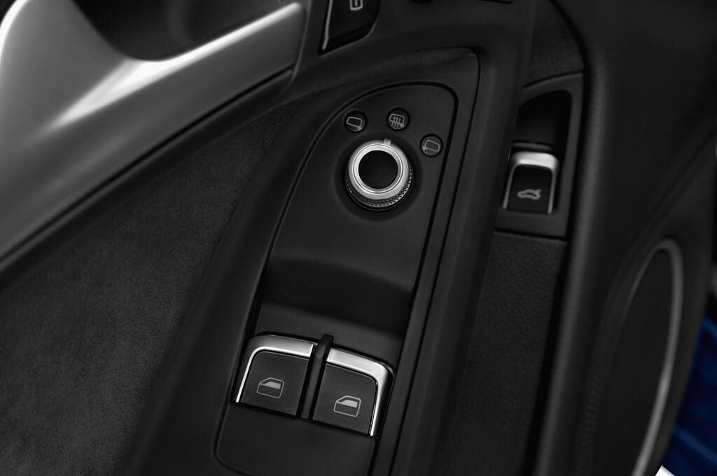Audi S5 (Baujahr 2014) - 2 Türen Bedienungselemente Tür