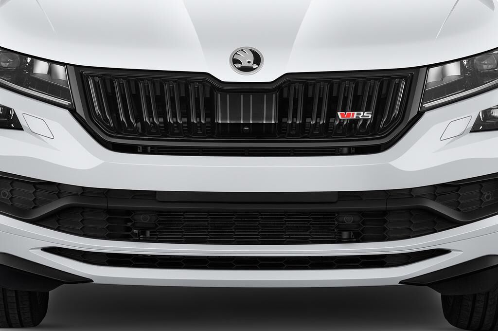 Skoda Kodiaq (Baujahr 2019) RS 5 Türen Kühlergrill und Scheinwerfer