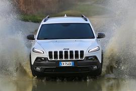 Jeep Cherokee - Hakennase