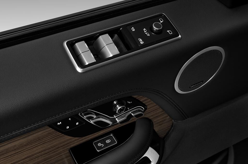 Land Rover Range Rover (Baujahr 2019) HSE 5 Türen Bedienungselemente Tür