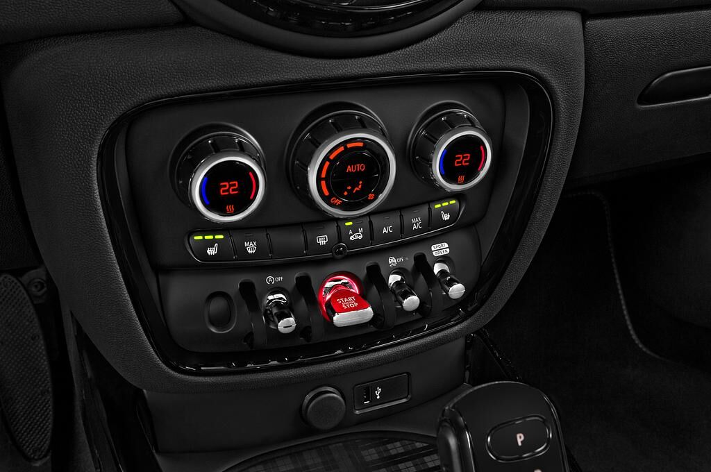 MINI Clubman (Baujahr 2020) S 5 Türen Temperatur und Klimaanlage