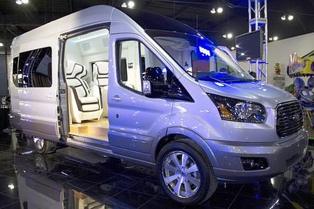 New York 2014: Ford Transit Skyliner Concept New York 2014: Ford Transit Skyliner Concept