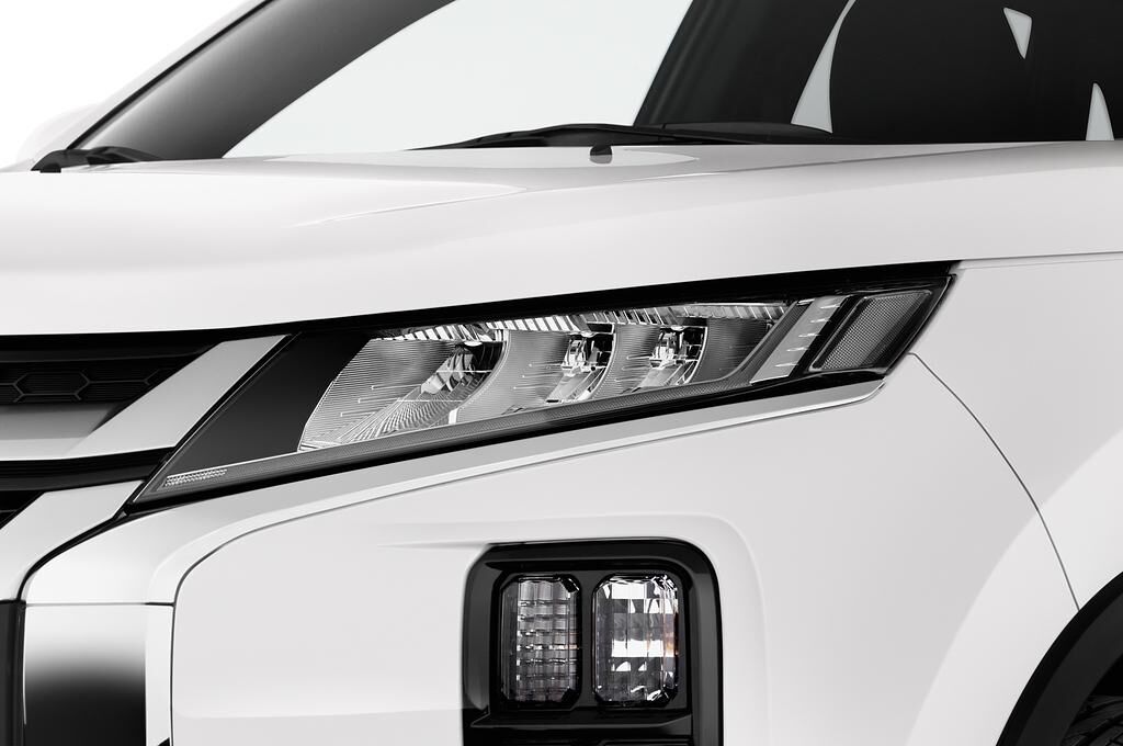 Mitsubishi ASX (Baujahr 2020) Intro Edition + 5 Türen Scheinwerfer