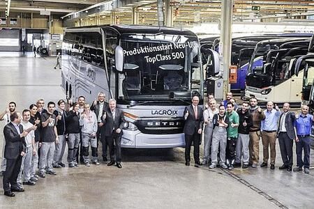 Serienstart des neuen Setra TopClass 500