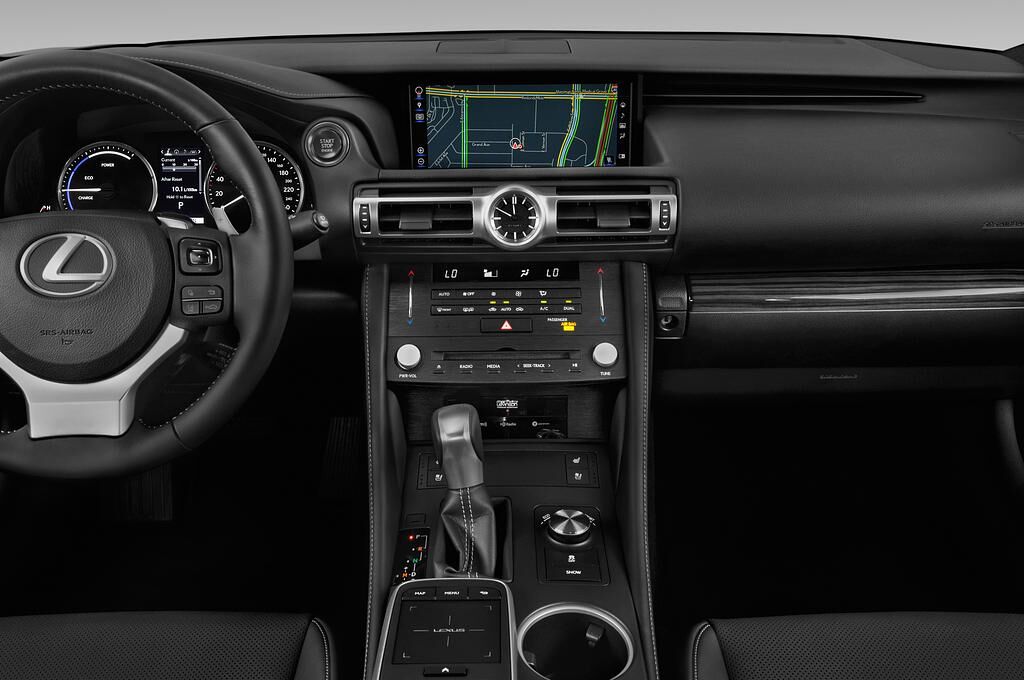 Lexus RC (Baujahr 2019) 300h Luxury Line 2 Türen Mittelkonsole