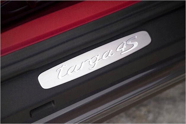 Der vorerst stärkste 911 Targa ist der 4S mit 400 PS