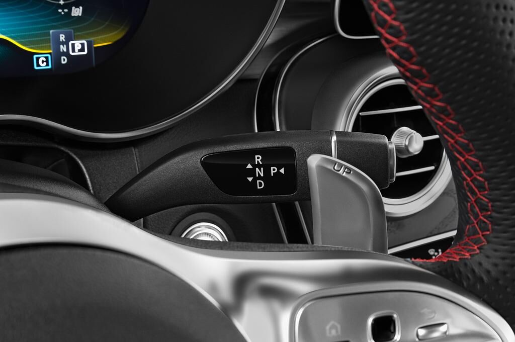 Mercedes C Class Break (Baujahr 2020) 43 AMG 5 Türen Schalthebel