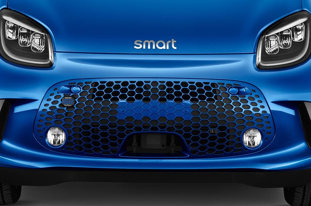 smart EQ forfour (Baujahr 2020) Prime 5 Türen Kühlergrill und Scheinwerfer