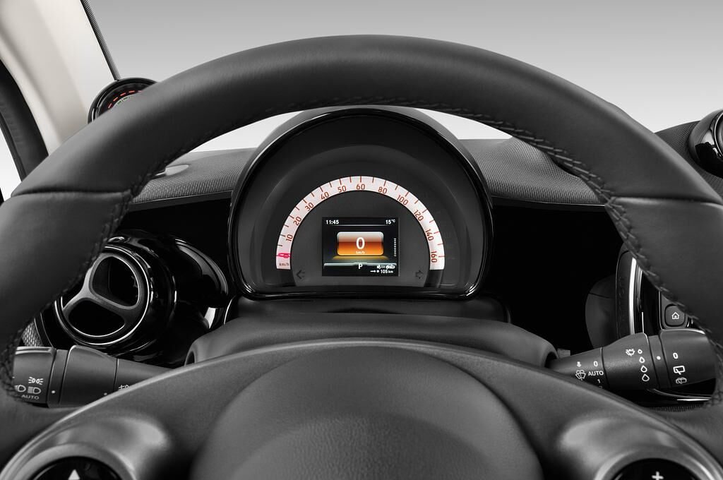 smart EQ fortwo (Baujahr 2020) Prime 3 Türen Tacho und Fahrerinstrumente