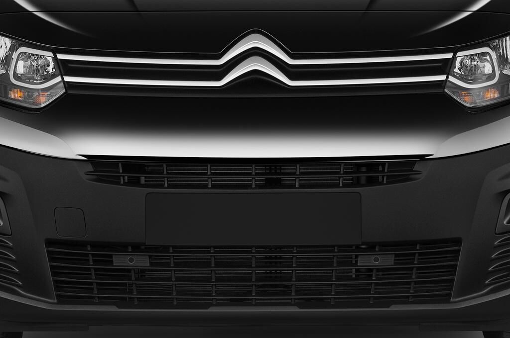 Citroen Berlingo (Baujahr 2020) Control 4 Türen Kühlergrill und Scheinwerfer