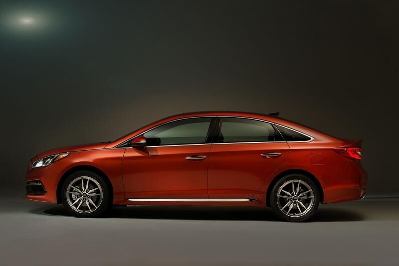 Der Hyundai Sonata hat klare Linien