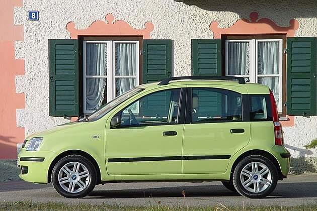 Mit 3,54 Metern Länge liegt der Panda zwischen VW Lupo (3,53 Meter) und Ford Ka (3,62 Meter)