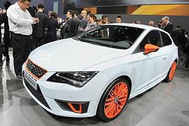 Peking 2014: Seat stellt seinen Hochleistungssportler Leon Cupra vor
