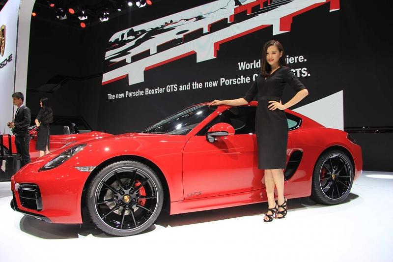 Porsche Cayman GTS - geschlossen mit 340 PS
