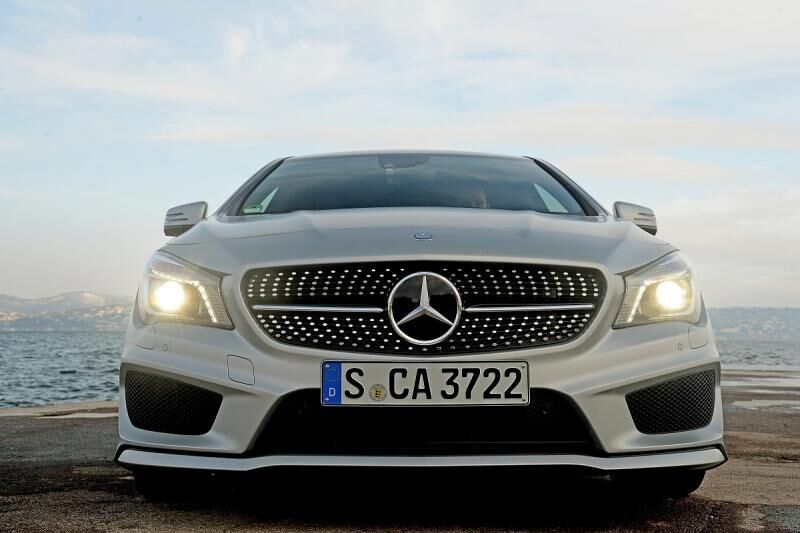 Mercedes CLA 250 Sport: Xenonlicht kostet Aufpreis