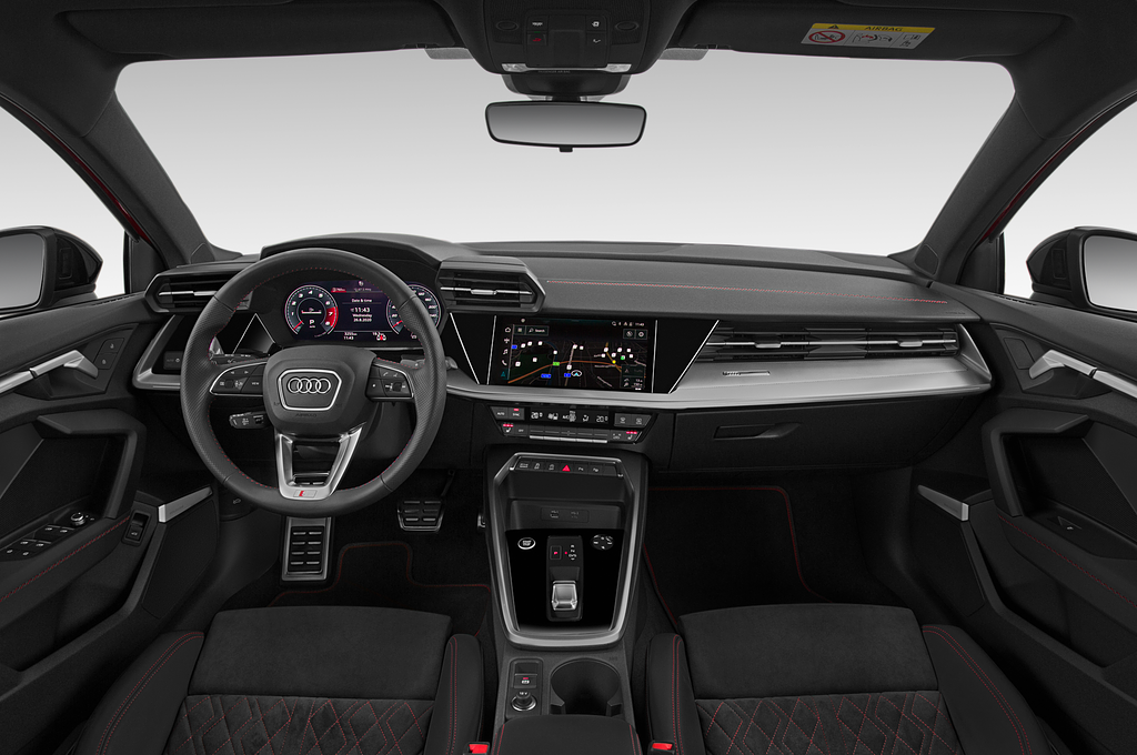 Audi A3 (Baujahr 2020) S Line 4 Türen Cockpit und Innenraum